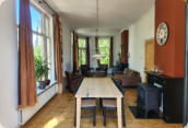 Woonkamer richting centrum