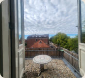 Balkon/terrasruimte 2e verdieping met uitzicht op de IJssel